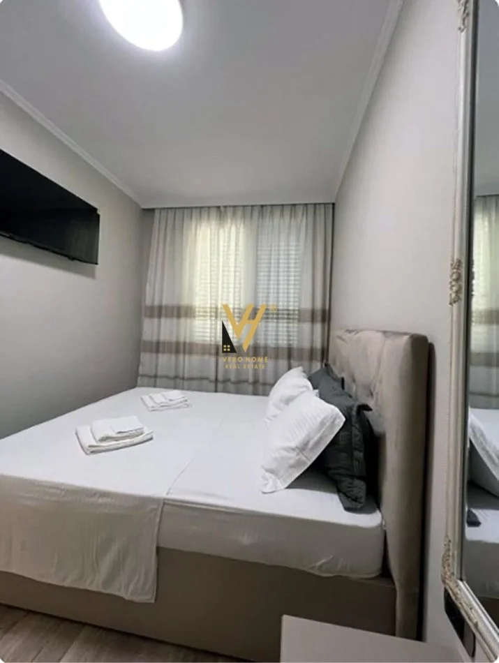 Tirane, jepet me qera apartament 1+1+Ballkon Kati 6, 65 m² 870 € (QENDER)