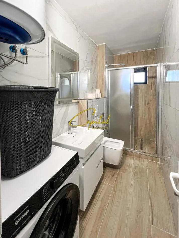 Tirane, jepet me qera apartament 2+1 Kati 3, 75 m² 750 € (STADIUMI DINAMO)