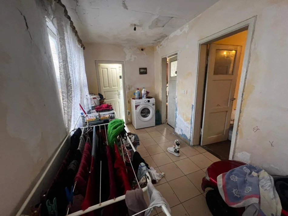 Durres, shitet shtepi 2+1 Kati 1, 67 m² 135.000 € (Vollga)