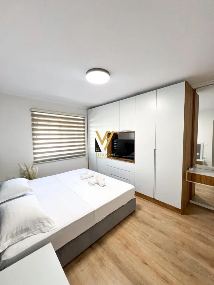 Tirane, jepet me qera apartament 2+1+Ballkon Kati 3, 75 m² 770 € (STADIUMI DINAMO)