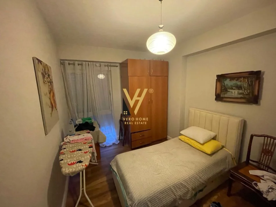 Tirane, jepet me qera apartament 2+1+Ballkon Kati 6, 90 m² 800 € (DELIJORGJI)