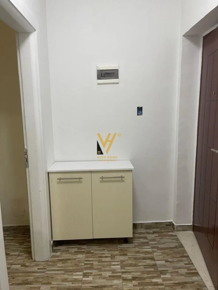 Tirane, jepet me qera apartament 1+1+Ballkon Kati 3, 72 m² 450 € (ASTIR)