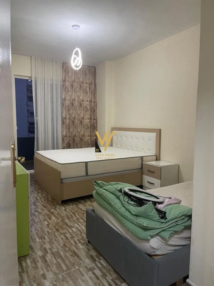 Tirane, jepet me qera apartament 1+1+Ballkon Kati 3, 72 m² 450 € (ASTIR)