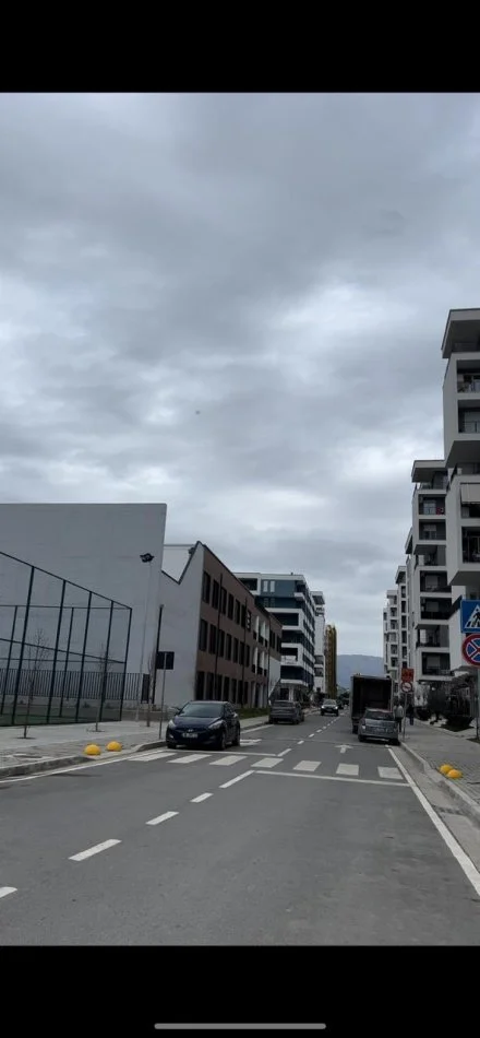 Tirane, jap me qera apartament 2+1 Kati 2, 98 m² 400 € 