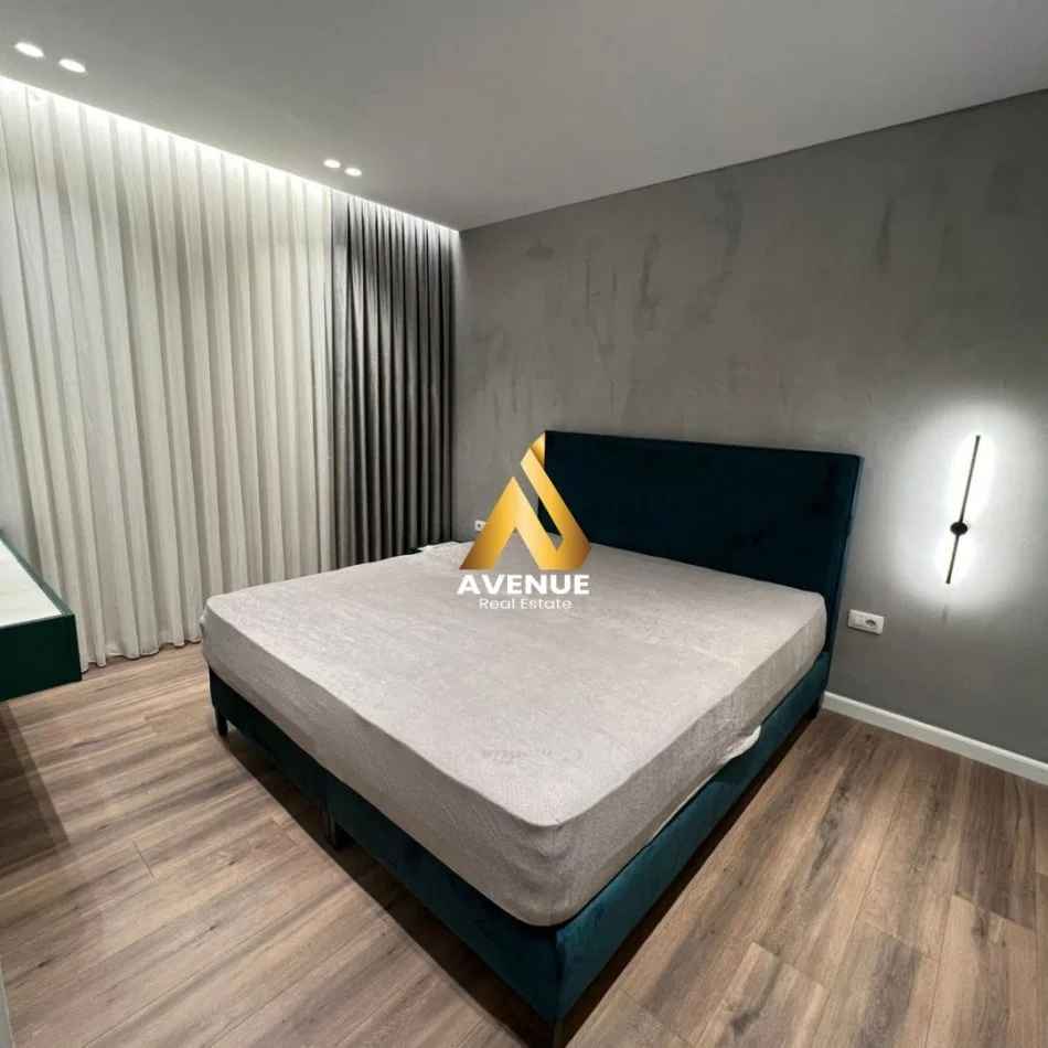 Tirane, jepet me qera apartament 2+1 Kati 7, 84 m² 700 € Fusha e Aviacionit Tirane