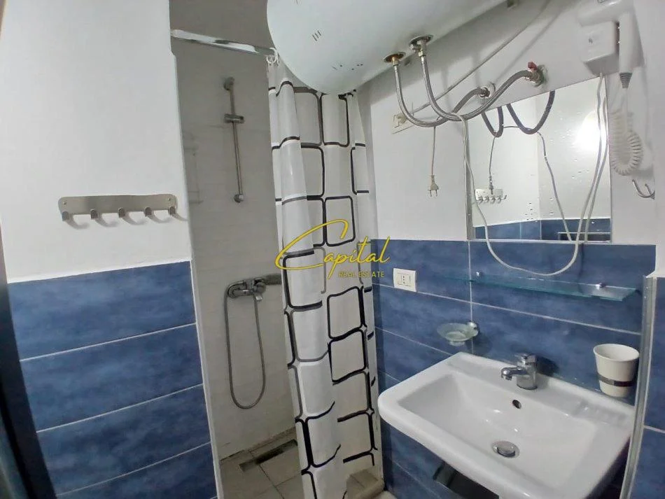 Tirane, jepet me qera apartament 1+1 Kati 2, 60 m² 500 € (RRUGA E DURRESIT)