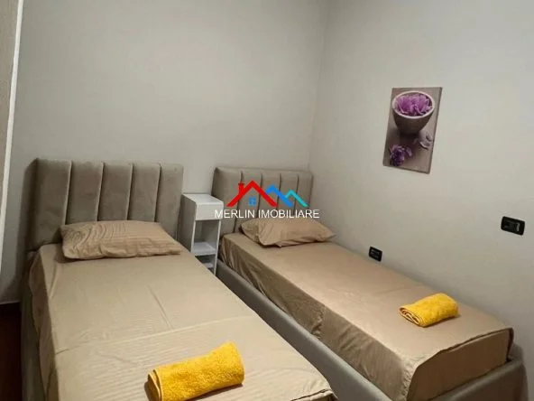 Tirane, jepet me qera apartament 2+1+Ballkon Kati 7, 85 m² 830 € (RRUGA SAMI FRASHERI)