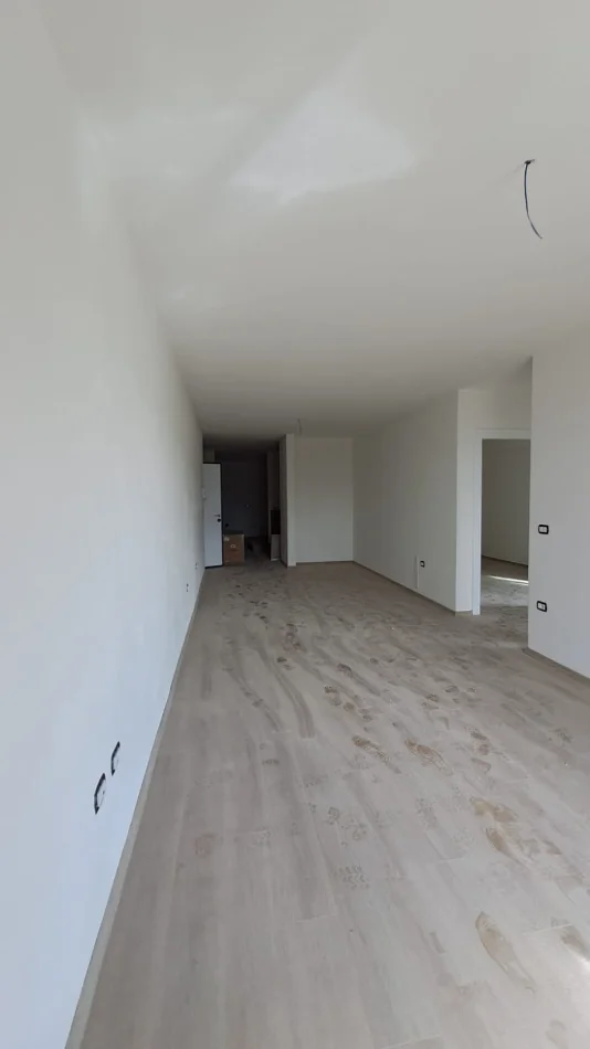 Tirane, shitet apartament 2+1+Aneks+Ballkon Kati 9, 121 m² 192.700 € 