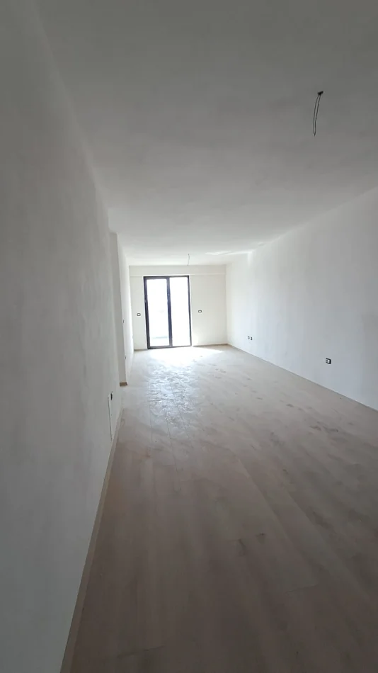Tirane, shitet apartament 2+1+Aneks+Ballkon Kati 9, 121 m² 192.700 € 