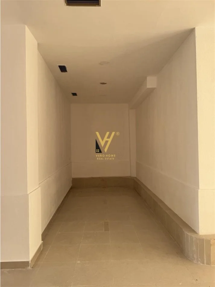 Tirane, jepet me qera ambjent biznesi Kati 0, 105 m² 900 € (QYTET STUDENTI)