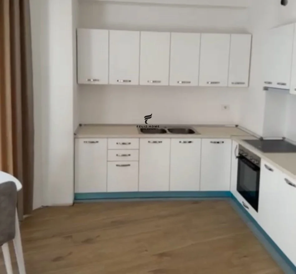 Tirane, jepet me qera apartament 2+1 Kati 2, 112 m² 550 € (ASTIR)