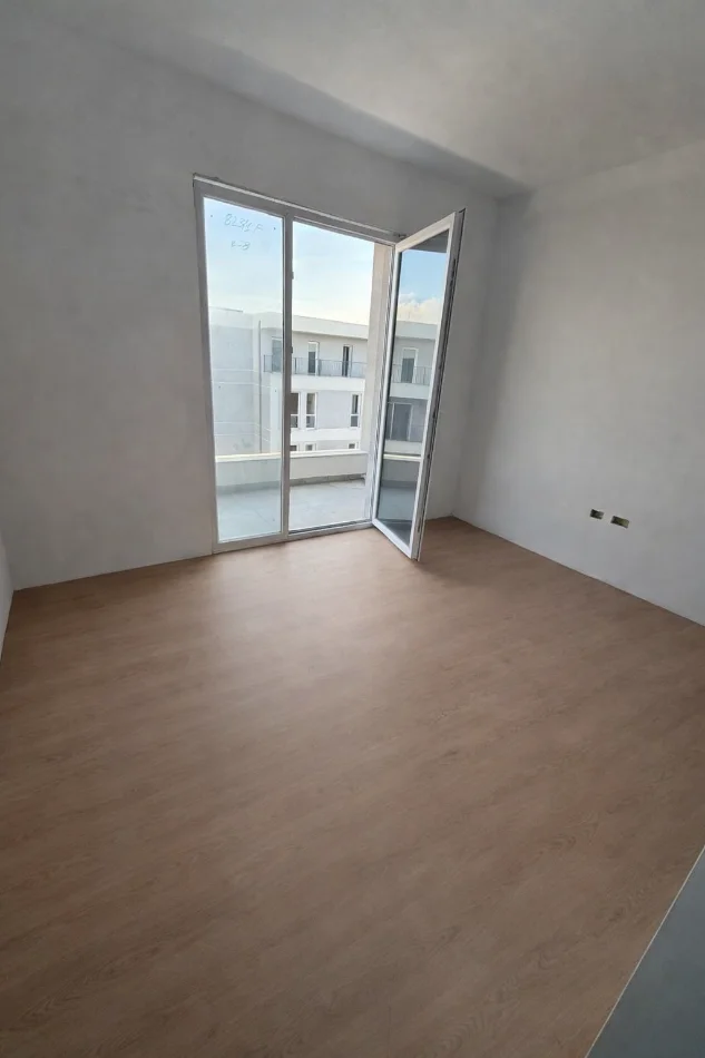 Tirane, shitet apartament 2+1 Kati 8, 130 m² 128.500 € (UNIVERS CITY)