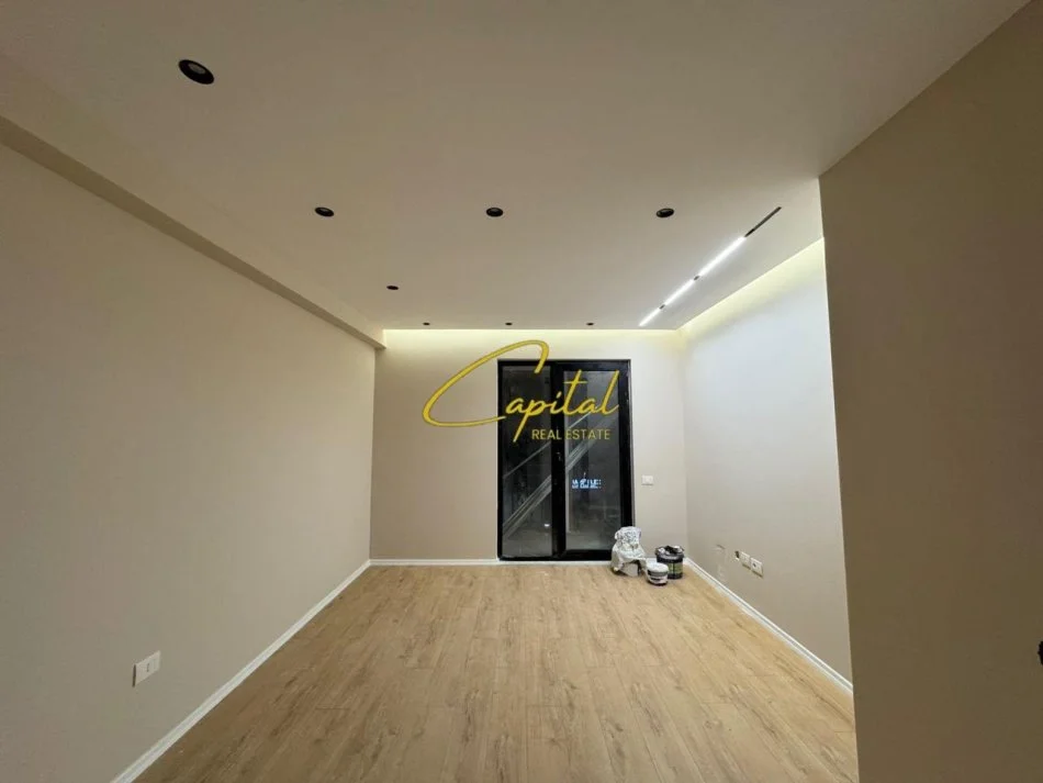 Tirane, jepet me qera apartament 1+1 Kati 2, 64 m² 450 € (ASTIR)