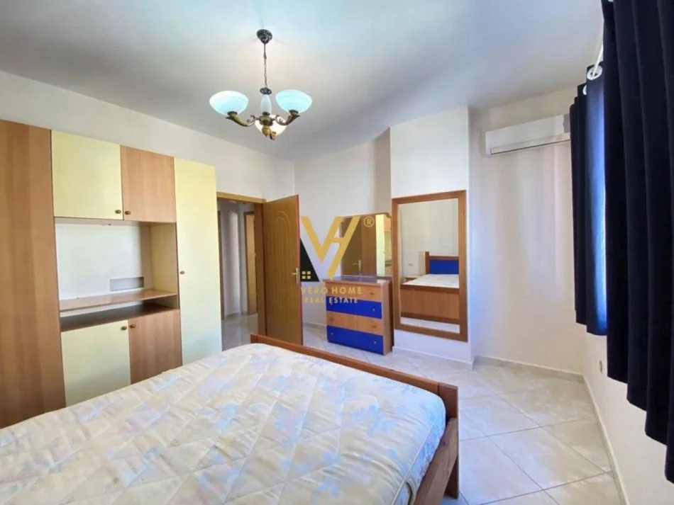 Tirane, jepet me qera apartament 2+1+Ballkon Kati 4, 145 m² 620 € (ASTIR)