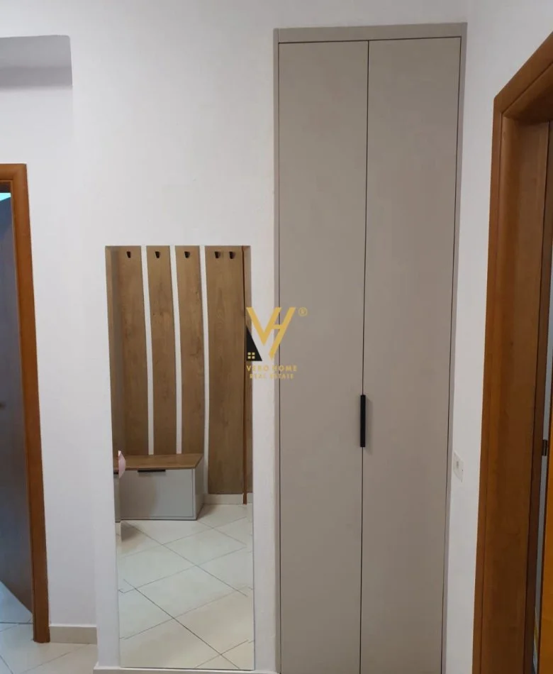 Tirane, jepet me qera apartament 1+1+Ballkon Kati 3, 60 m² 570 € (KODRA E DIELLIT)
