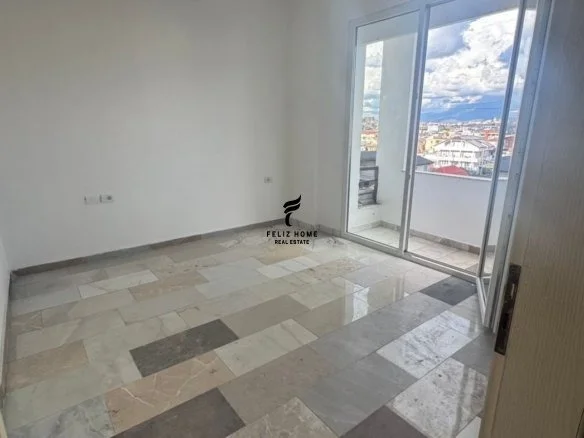 Tirane, shitet apartament 2+1+Ballkon Kati 4, 144.000 € (KAMEZ)