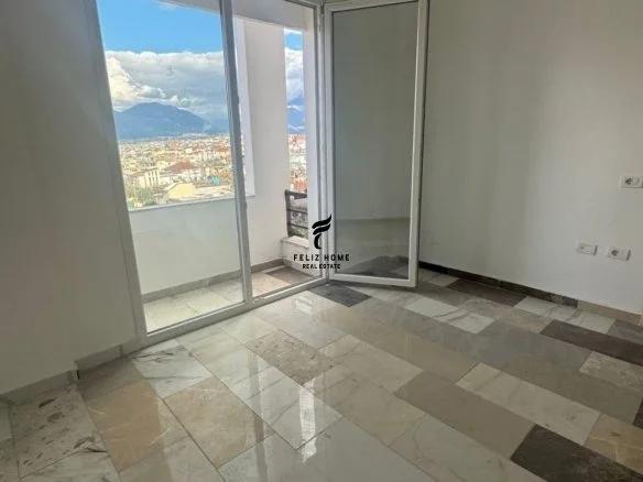 Tirane, shitet apartament 2+1+Ballkon Kati 4, 144.000 € (KAMEZ)