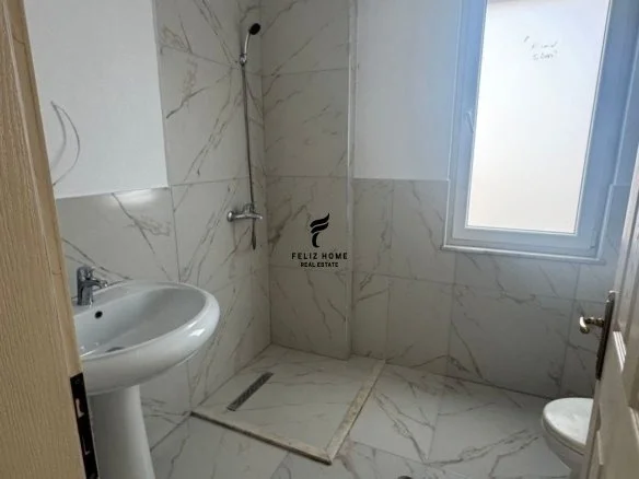 Tirane, shitet apartament 2+1+Ballkon Kati 4, 144.000 € (KAMEZ)