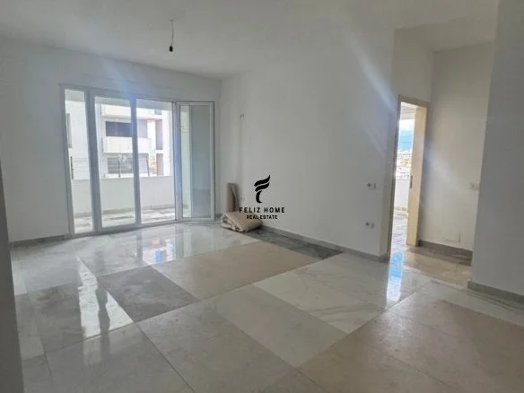 Tirane, shitet apartament 2+1+Ballkon Kati 4, 144.000 € (KAMEZ)