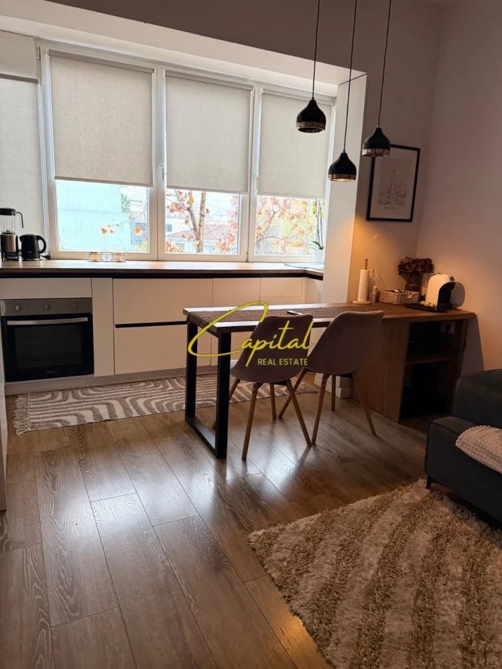 Tirane, jepet me qera apartament 2+1 Kati 2, 70 m² 1.500 € (QENDER)