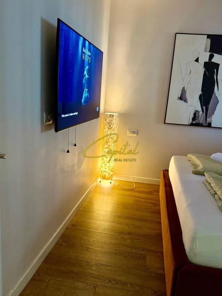 Tirane, jepet me qera apartament 2+1 Kati 2, 70 m² 1.500 € (QENDER)