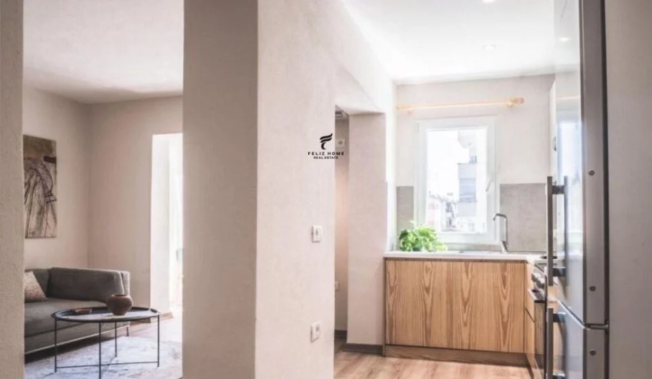 Tirane, jepet me qera apartament 1+1+Ballkon Kati 4, 60 m² 650 € (MINE PEZA)