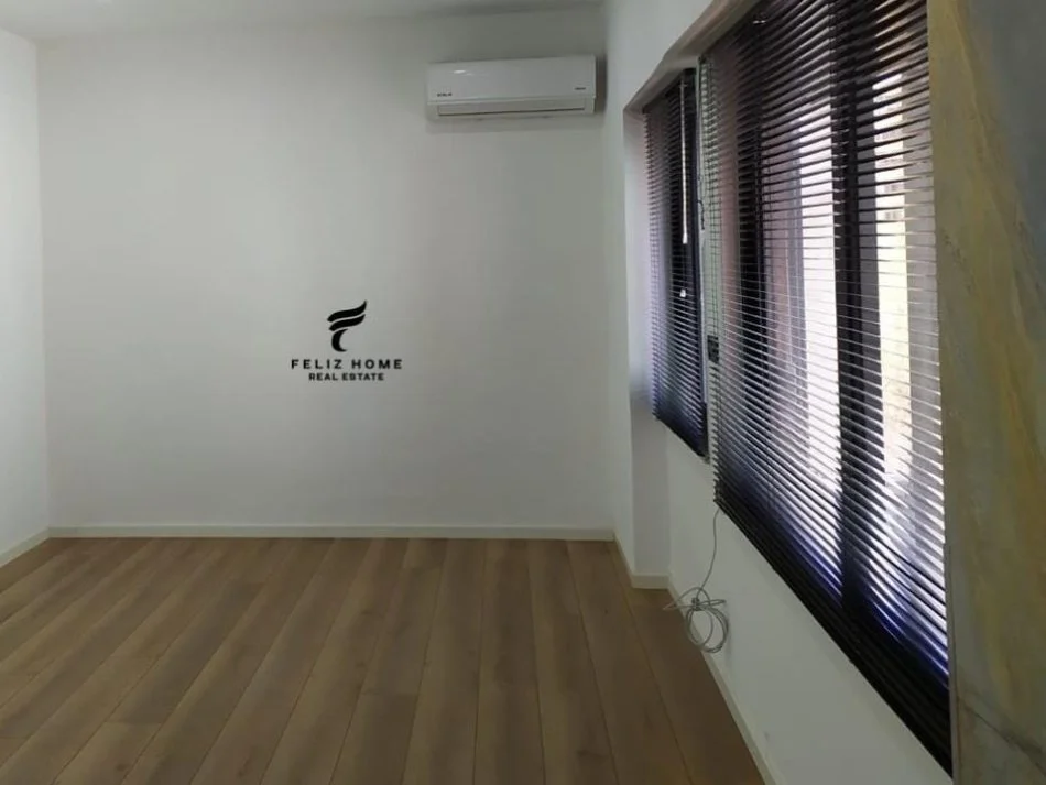 Tirane, jepet me qera zyre Kati 3, 80 m² 850 € (BLLOKU)
