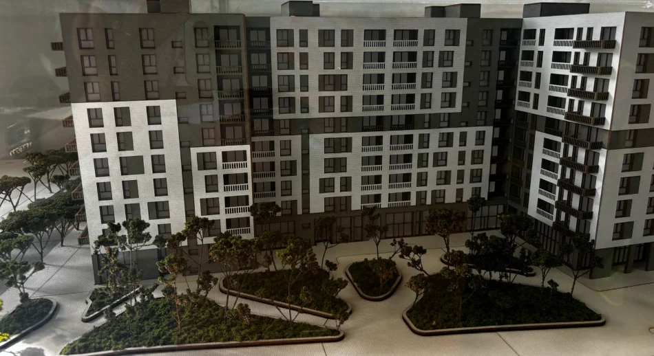 Tirane, shitet apartament 2+1+Aneks+Ballkon Kati 5, 105 m² 173.250 € 