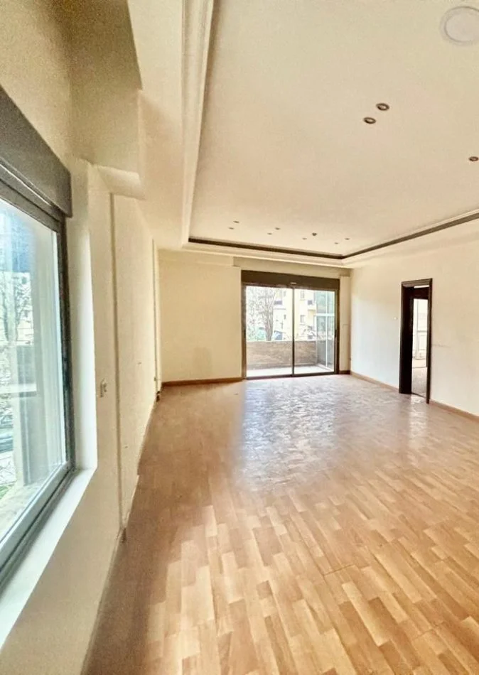 Tirane, jepet me qera zyre Kati 3, 120 m² 700 € (DON BOSKO)