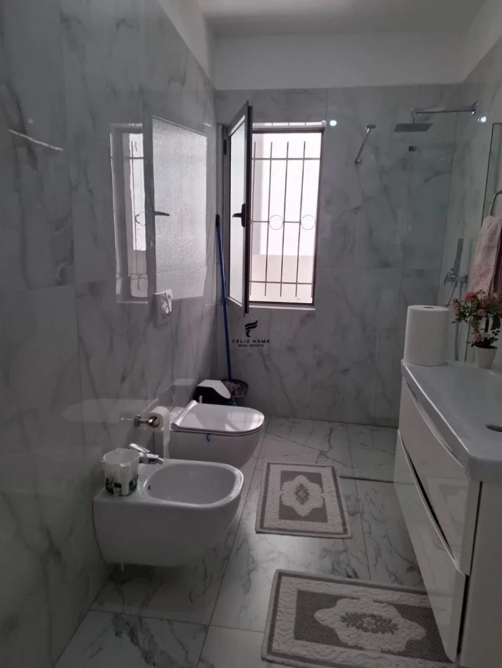 Tirane, shitet apartament 3+1 Kati 6, 134 m² 210.000 € (ASTIR)