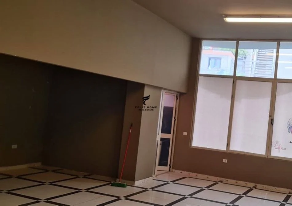 Tirane, jepet me qera zyre Kati 2, 90 m² 800 € (KODRA E DIELLIT)