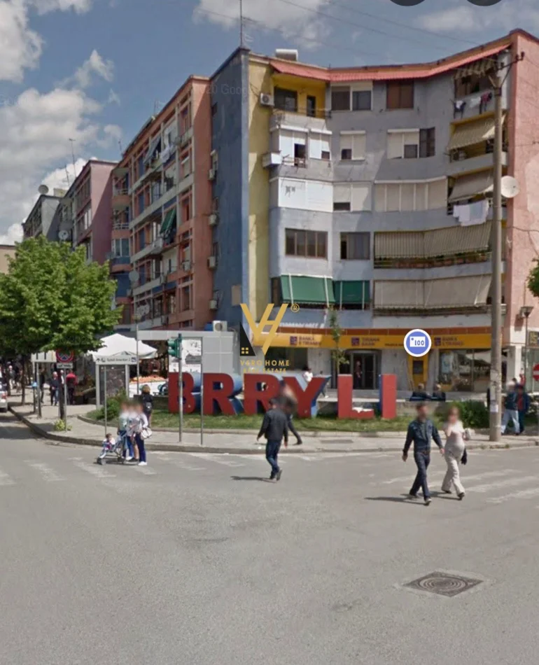 Tirane, jepet me qera apartament 2+1+Ballkon Kati 1, 120 m² 570 € (BRRYL)