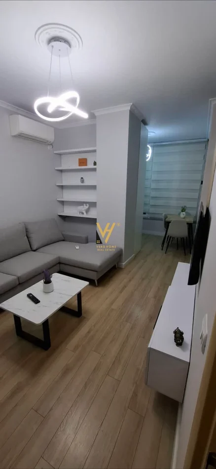 Tirane, jepet me qera apartament 1+1+Ballkon Kati 1, 58 m² 550 € (KODRA E DIELLIT)