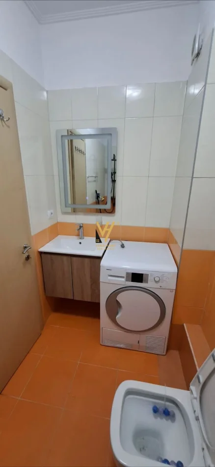 Tirane, jepet me qera apartament 1+1+Ballkon Kati 1, 58 m² 550 € (KODRA E DIELLIT)