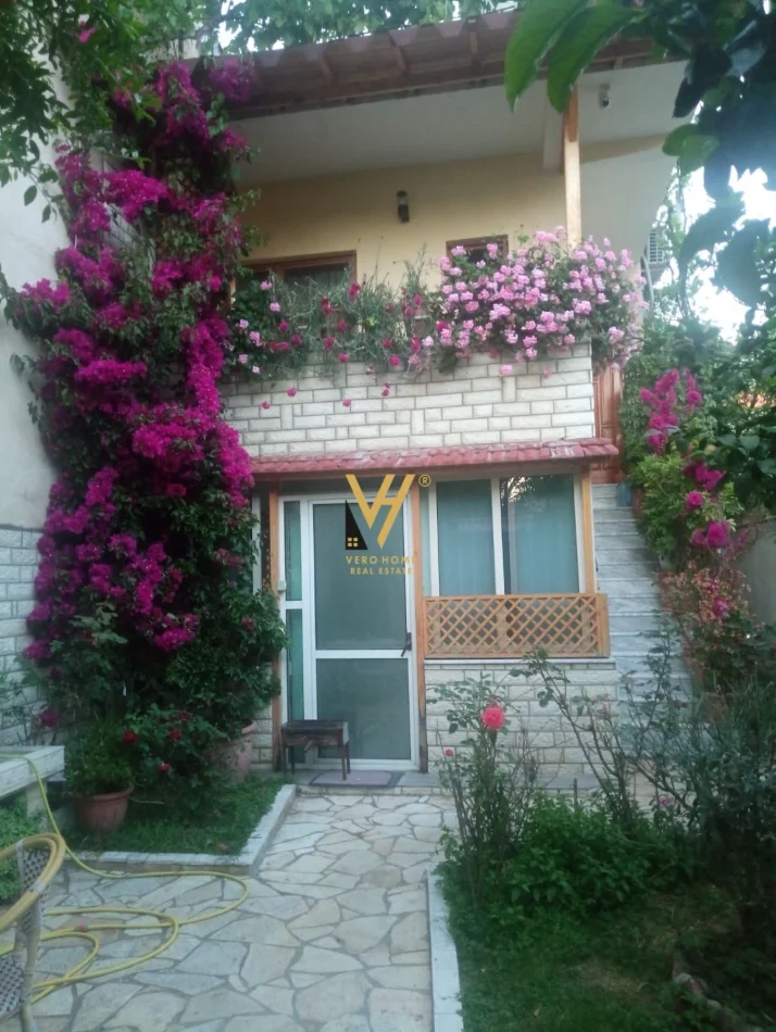 Tirane, jepet me qera apartament 1+1+Ballkon Kati 2, 70 m² 450 € (QYTET STUDENTI)