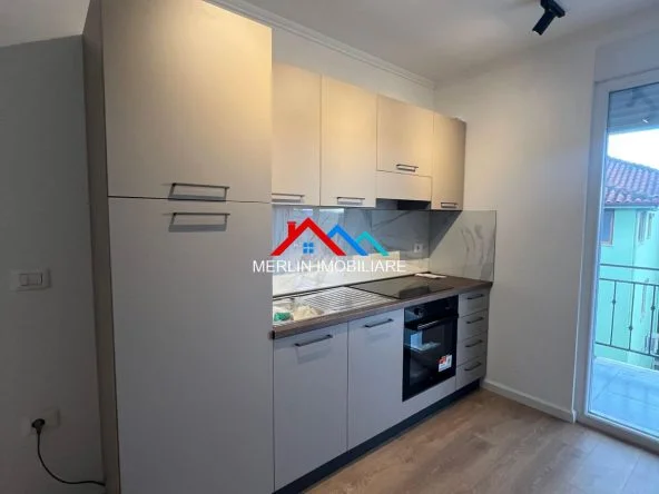 Tirane, jepet me qera apartament 1+1+Ballkon Kati 2, 80 m² 468 € (RRUGA KONT LEOPOLD BERTOLD,ALI DEMI)