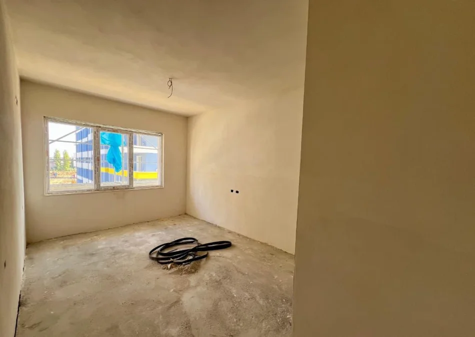 Tirane, shitet apartament 2+1 Kati 3, 105 m² 120.000 € (UNIVERS CITY)