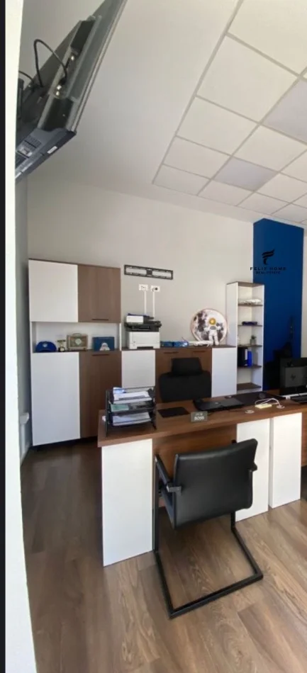Tirane, jepet me qera dyqan Kati 0, 50 m² 750 € (ISH PARKU)