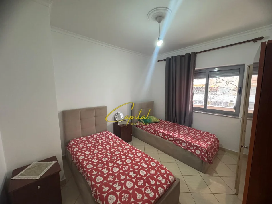 Tirane, jepet me qera apartament 2+1 Kati 1, 124 m² 500 € (ASTIR)