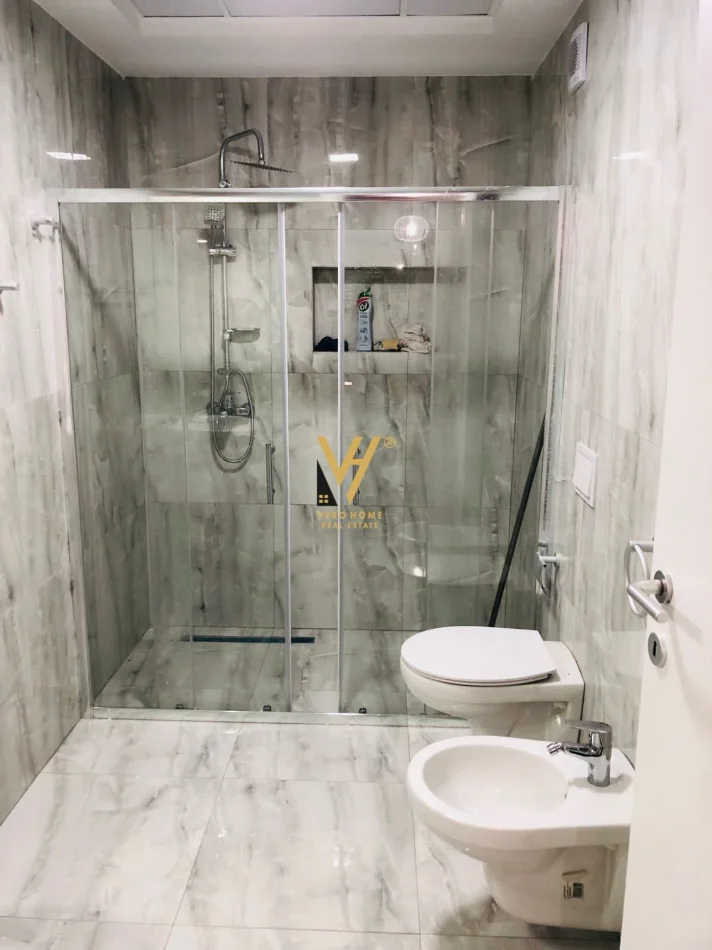 Tirane, jepet me qera apartament 2+1+Ballkon Kati 6, 100 m² 700 € (DON BOSKO)