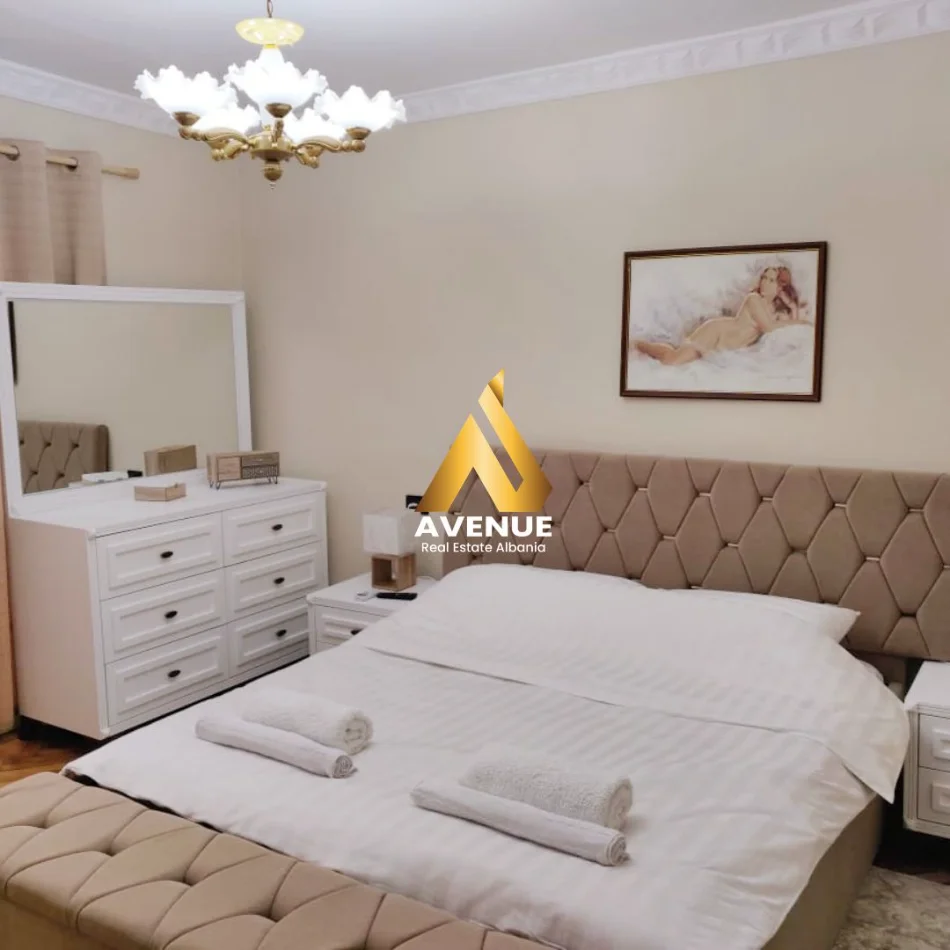 Tirane, jepet me qera apartament 2+1 Kati 0, 880 m² 610 € (RRUGA PROKOP MYZEQARI)