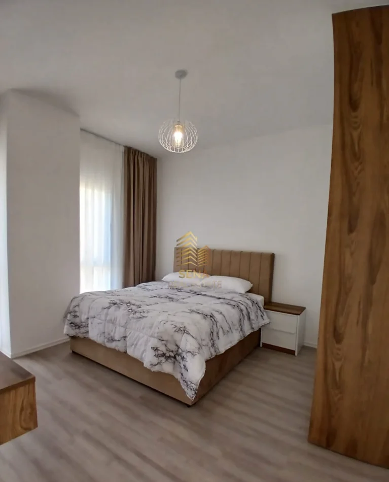 Tirane, jepet me qera apartament 2+1+Ballkon Kati 4, 71 m² 1.000 € (Zogu I Zi, prane Karburant Gazheli)