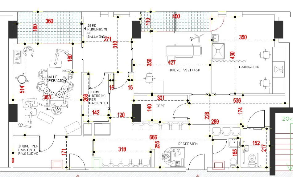 Tirane, jepet me qera zyre Kati 5, 115 m² 1.000 € (Komuna Parisit)