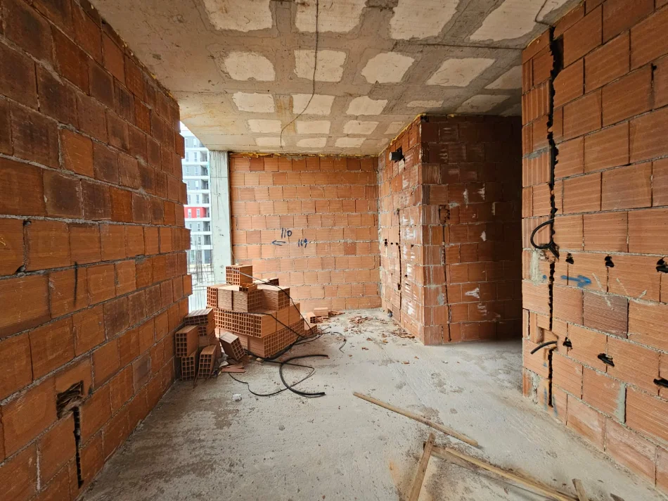 Tirane, shitet apartament 2+1+Ballkon Kati 2, 92 m² 104.000 € (Univers City)