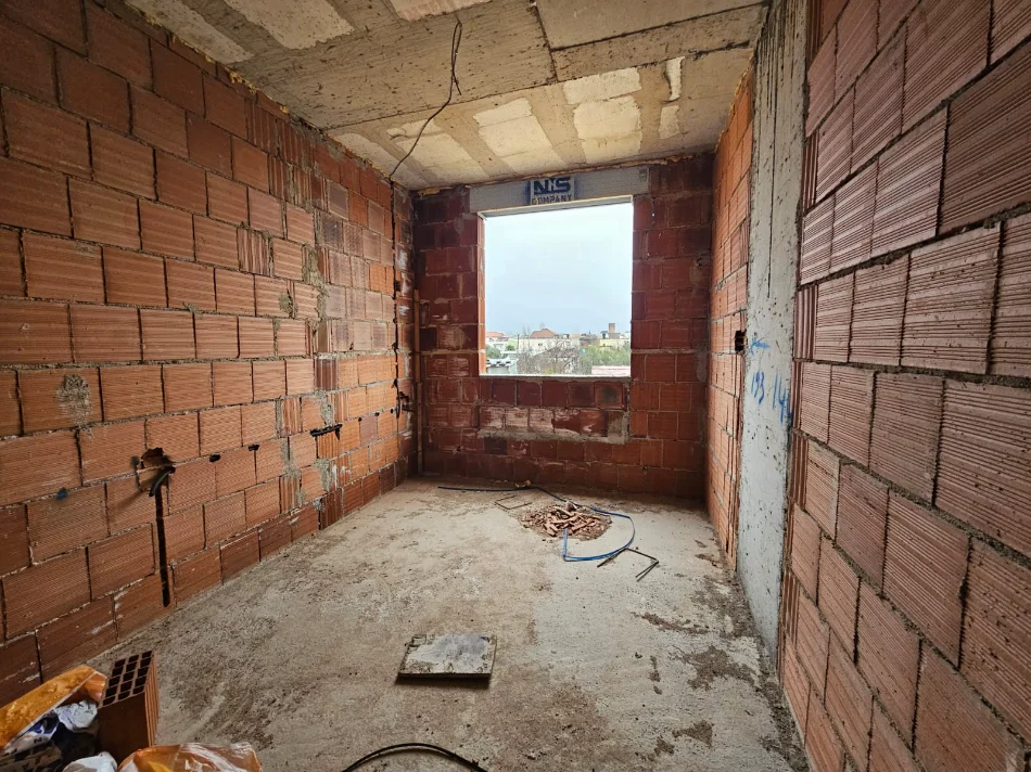 Tirane, shitet apartament 2+1+Ballkon Kati 2, 92 m² 104.000 € (Univers City)