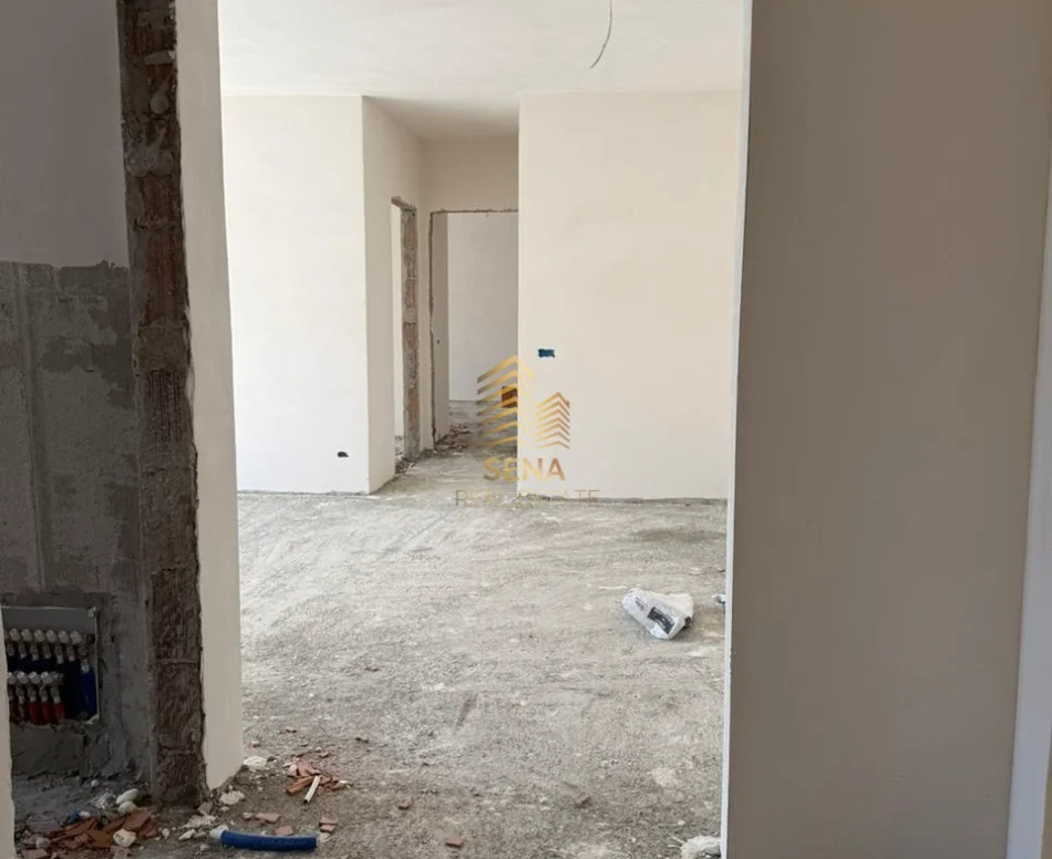 Tirane, shitet apartament 2+1+Ballkon Kati 6, 100 m² 187.000 € (Porcelan)