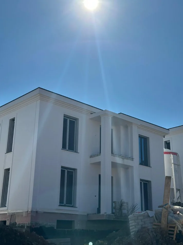 🏡 Shitet Vilë Moderne në rezidencen Montclair, Mjull-Bathore, TEG📍