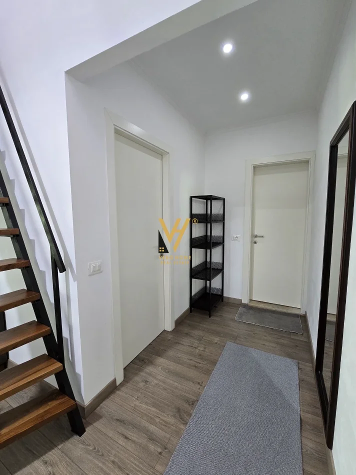 Tirane, jepet me qera apartament 1+1+Ballkon Kati 1, 72 m² 600 € (RRUGA E DURRESIT)