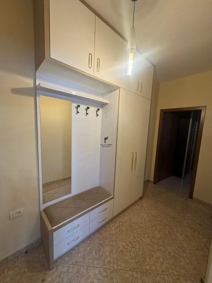 Tirane, jepet me qera apartament 1+1 Kati 6, 75 m² 600 € (21 DHJETORI)