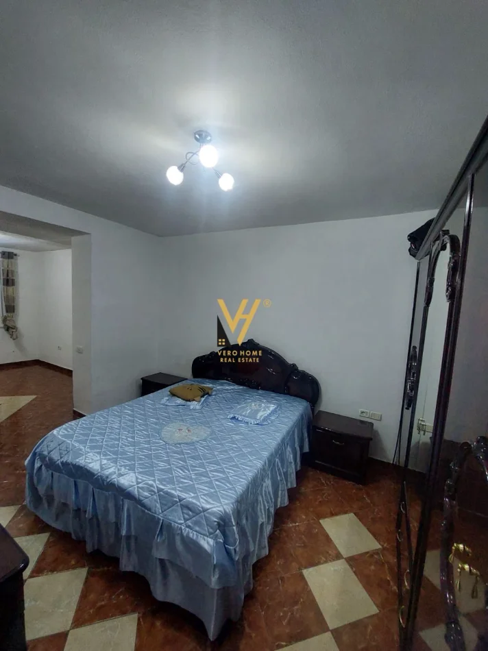 Tirane, jepet me qera apartament 3+1+Ballkon Kati 0, 100 m² 570 € (SHESHI WILLSON)